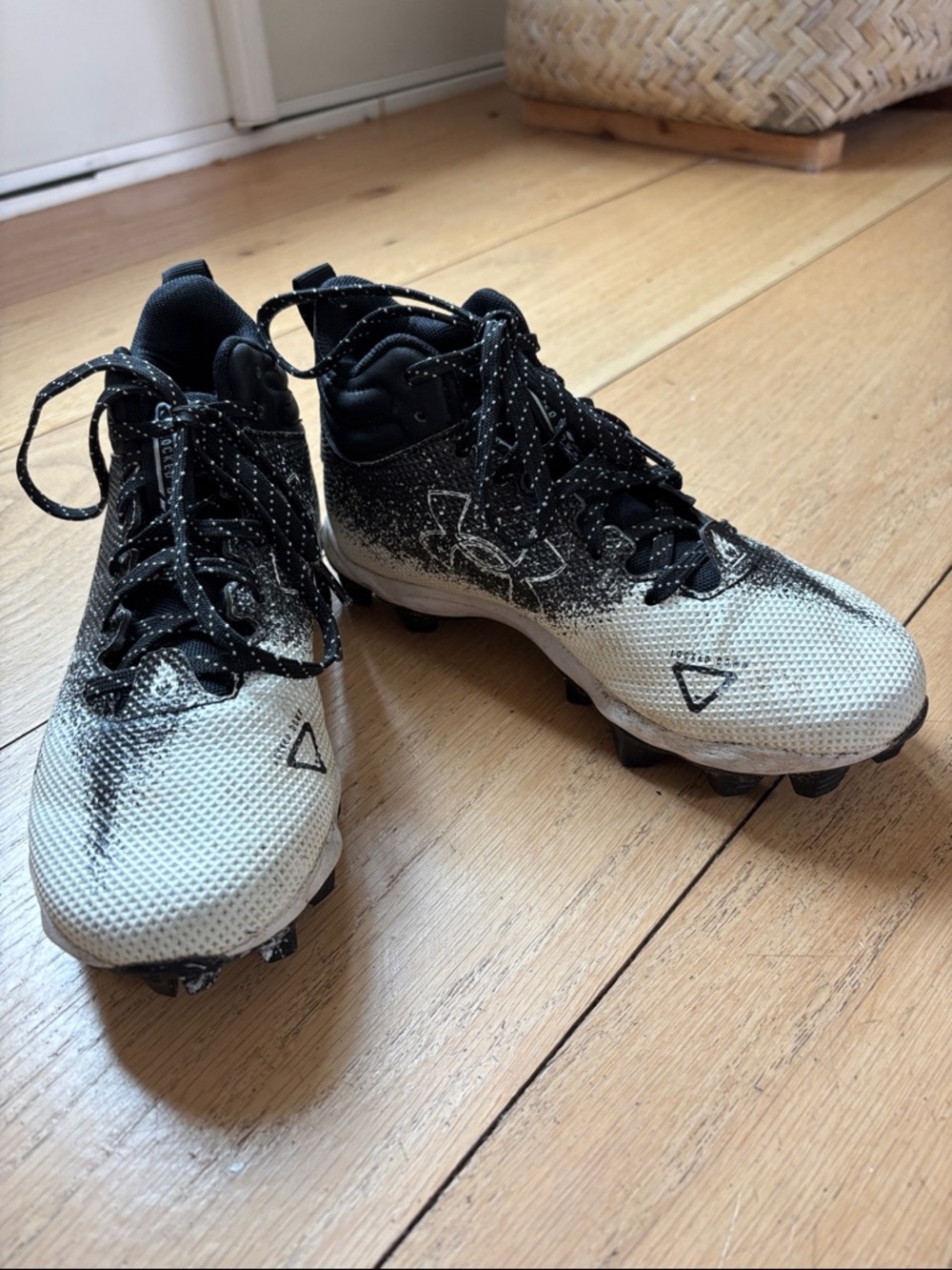 Under Armour Kids Black and White Gradient Football Cleats